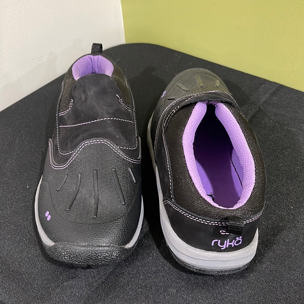 NWOT Ryka Sz 8W Majesty Lifestyle shoes